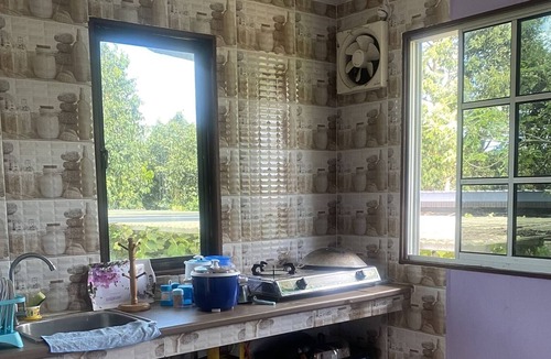 Ranau House | OYO Home 90588 Nadine Guesthouse