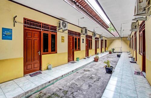 Klaten Selatan Hotel | OYO Life 2546 Griya Widya Syariah
