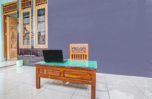 Klaten Selatan Hotel | OYO Life 2546 Griya Widya Syariah