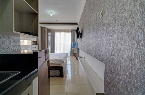Cimahi Hotel | OYO Life 93097 Apartemen Gateway Pasteur By Kaisar Room