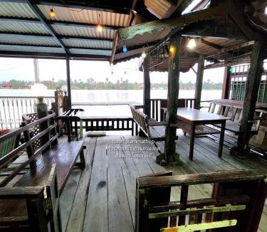 Suan Luang House | p5 เรือนในฝัน เรือนรอยน้ำ บ้านกามเทพ อัมพวา โฮมสเตย์