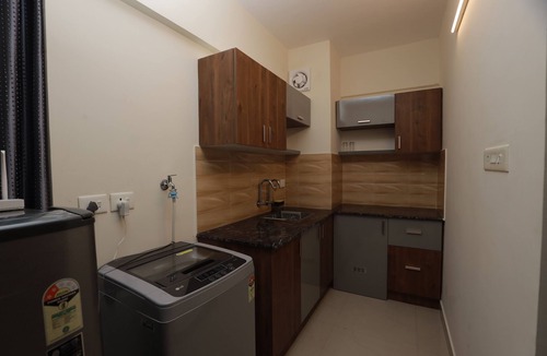 Nedumbassery Apartment | PAL SUITES ROOMS,n2min to the COCHIN INTERNATINAL AIRPORT NEDUMBASSERY