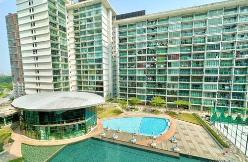 Taman Mount Austin Condo | Palazio Mount Austin by Stayrene