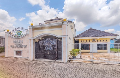 Klaten Selatan House | Palma Villa Homestay Klaten. 5 minutes to the city center and natural water park