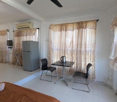Kampung Aur Apartment | Pandak Inn - Your Beach Retreat