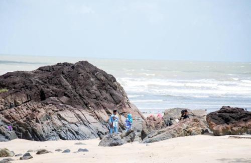 Lundu House | Pandan Beach Homestay