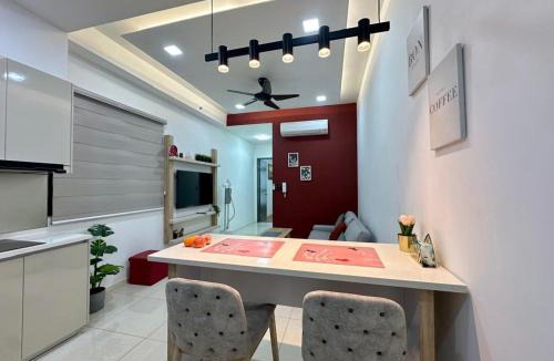 Taman Bukit Mewah Apartment | Paradigm Residence Comfort One Bedroom with WiFi Netflix