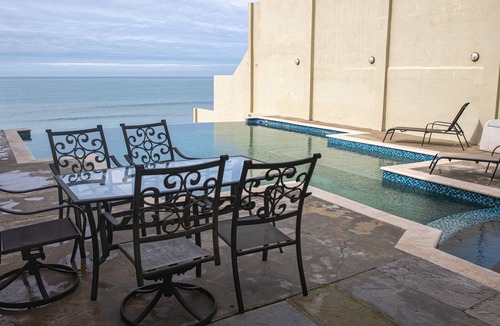 Costa de Oro House | Paradise just south of the border. Fabulous house in a perfect beach location.