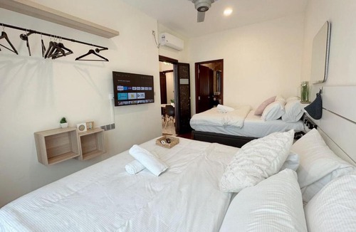 Central District Apartment | Paragon Suites Jacuzzi Suites by MWM