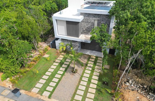 Xpu-Ha House | Peaceful Riviera Maya Home near Xpuha Beach with Beach Club Access