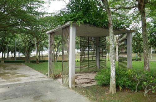Dengkil House | Peaceful Semi-Detached Retreat for Family