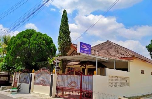 Prambanan Hostel | Penginapan Prambanan TRISAN