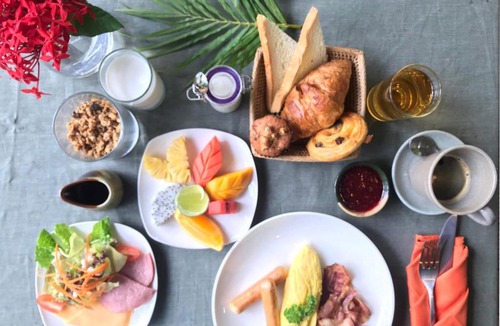 Daun Penh Hotel | Penh House Hotel