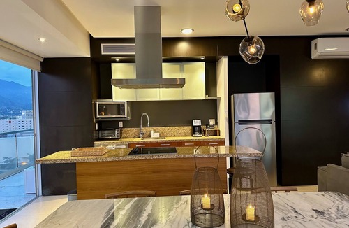 North Hotel Zone Apartment | Peninsula 2BR/2BA Pools&beach