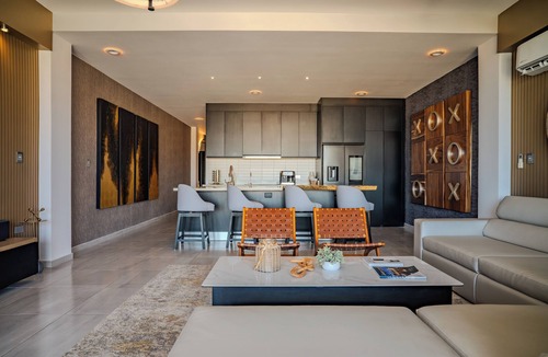 Libertad Apartment | Penthouse Private Rooftop Jacuzzi 24/7 Concierge