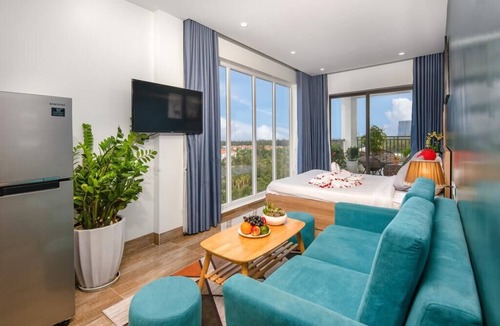 Ngu Hanh Son Hotel | Penthouse Studio, large terrace, kitchenette, near beach, golf, river, mountains