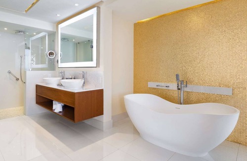 Santa Rosa Resort | Penthouse Three Bedroom Oceanfront Suite at luxury resort Villa la Valencia