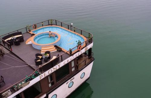 Ha Long Boat Rental | Peony Cruises