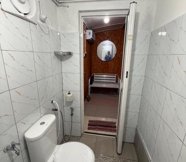 Kampung Pasir Hantu Hotel | Perhentian Alia guest house
