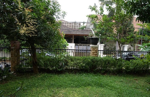 Grogol Utara House | Permata Hijau - Taman Biduri