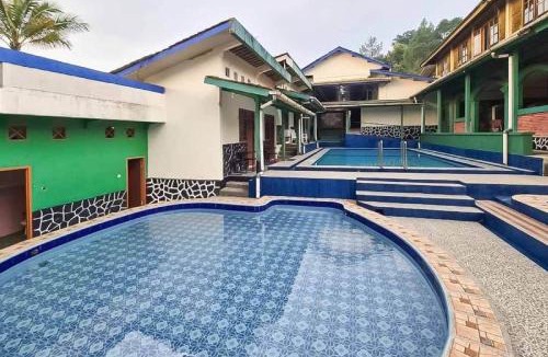 Pamijahan Hotel | Pesona Wisata Alam Ciparay Endah Mitra RedDoorz