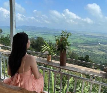 Tinh Bien Ski Chalet | Phú Sĩ Homestay và Seafood Núi Cấm