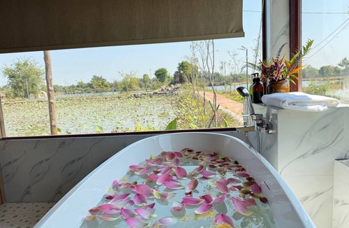 Battambang Hotel | Phum Mongkol Village