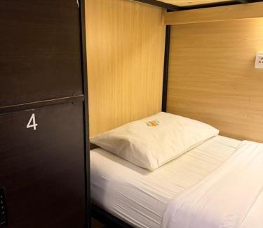 Historic George Town Hostel | Pine Armenian