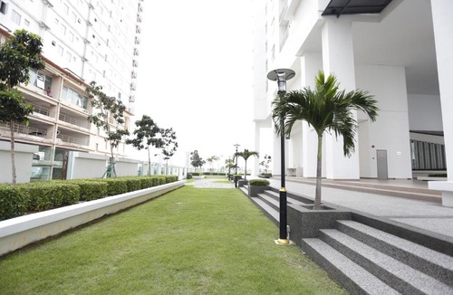 Taman Abad Apartment | Pinnacle Tower by Desire Home