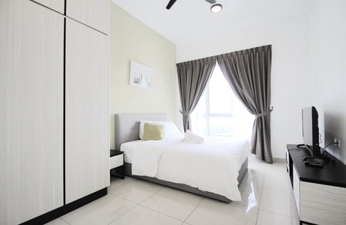 Taman Abad Apartment | Pinnacle Tower in Johor Bahru