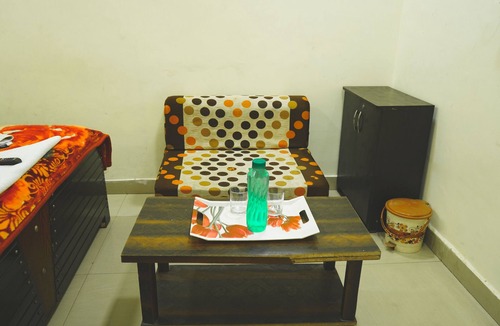 Lajpat Nagar III Bed & Breakfast | PIVATE ROOMS IN LAJPATH NAGAR II