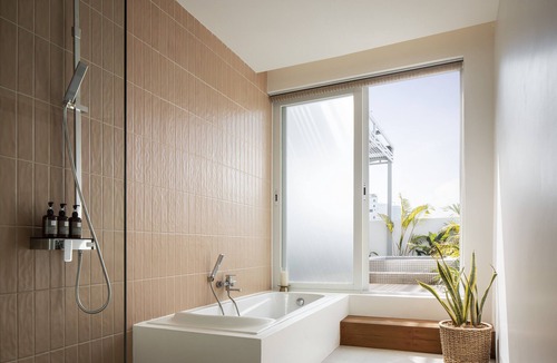 Daun Penh Hotel | Plantation Urban Resort & Spa