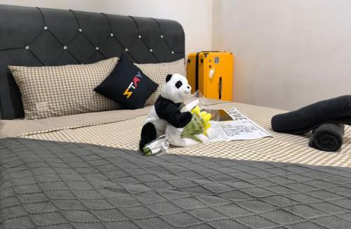 Taman Bukit Mewah House | Platino 2Pax Queen Bed Room 3 W Co-Living By STAY