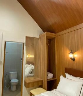 Banjarasri House | Playa La Barka Resort by Raminten