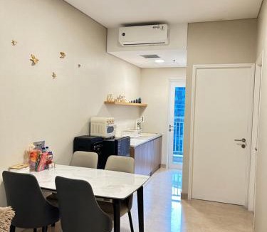 Kesawan Apartment | Podomoro Delipark Apartemen Cozystay Lincoln Tower 2BR Medan