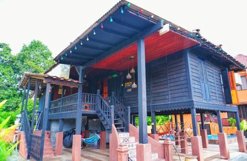 Kampung Kedawang House | Pondok Panglima Awang