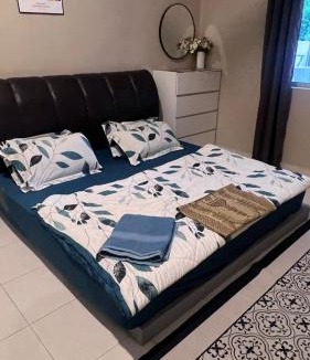 Kampung Pantai Batu Hitam House | POOL CaSSa Ardina homestay