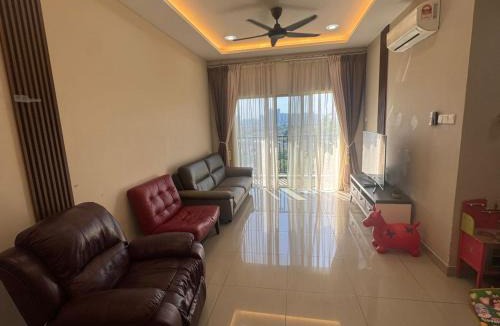 Puchong Apartment | Pool View LBS Skylake Residence by Syida Ramli
