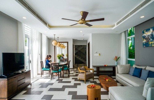 Ngu Hanh Son Resort | Pool Villas at Premier Village Resort