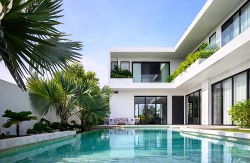 Siem Reap Villa | Porchey Private Villa - Free airport pick-up, private transportation and dedicated butler