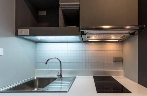 Chonburi Apartment | Premier Luxe Hotel โรงแรมพรีเมียร์ลักซ์