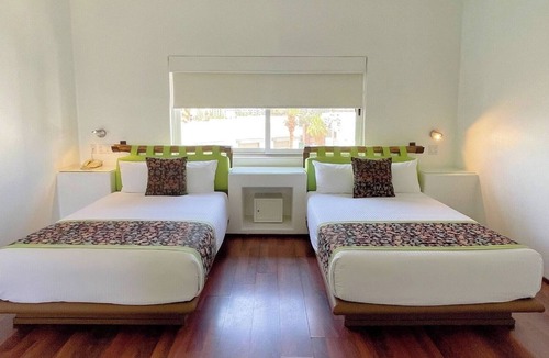 Centro Hotel | Prime Cabo Location: Downtown, Beaches & The Arch Just Minutes Away l 2 Rooms