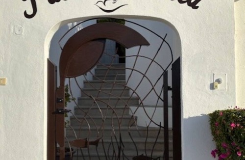 San Jose del Cabo Villa | Private 3 bed 3 bath home with it's own pool and amazing ocean views.