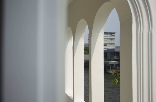 Phasi Charoen Villa | Private 3 Bedroom Pool Villa Riverside in Bangkok - 1 min from MRT Bang Phai