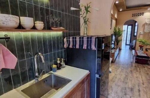 French Quarter Apartment | Private Balcony/1 Br/3' to Sword Lake/ZeitHome506
