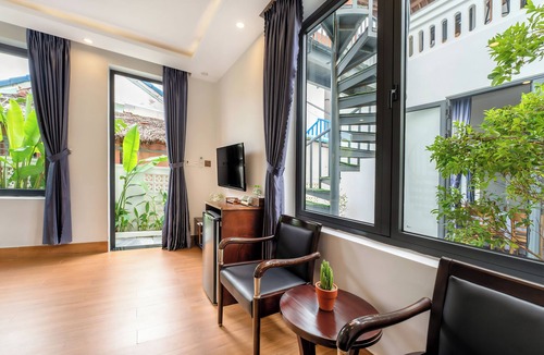 Cam An House | Private Beachfront House 5BRs - An Bang Beach