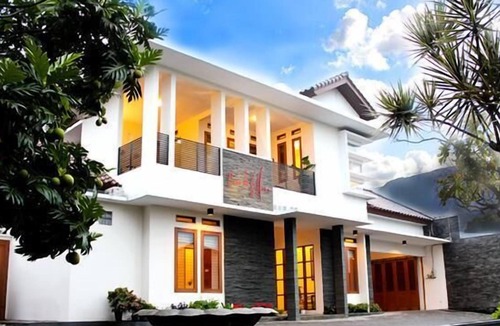 Parongpong Villa | Private Pool 5BR Villa - Feels Like Home