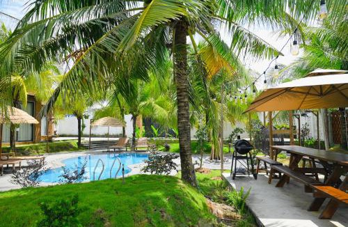 Binh Phu House | Private Pool & Garden Chill Villa with BBQ Area