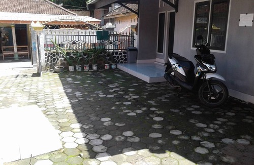 Kecamatan Terara Resort | Private room ∙ 2 guests