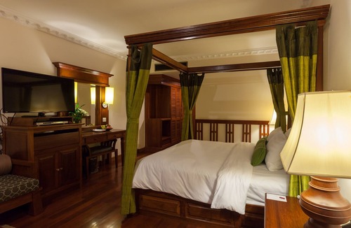 Downtown Siem Reap Bed & Breakfast | Private Room for 10-12 Person of 5 Bedrooms for A Group or Family